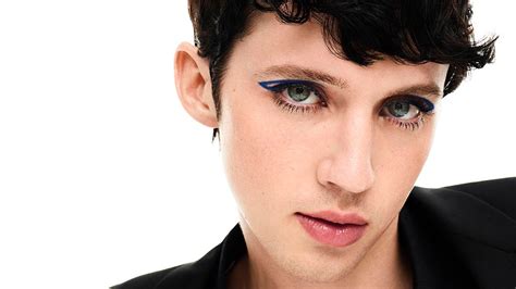 Troye Sivan on Preparing for “The Idol,” His Makeup 